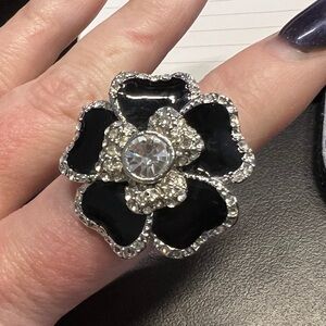 Lia Sophia Flower Statement Ring Size 8
